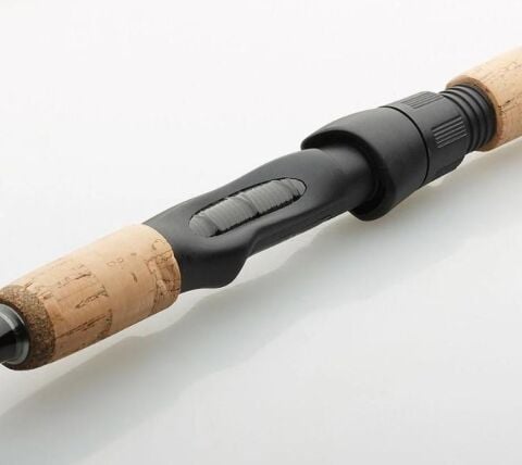 Dam Iconic Travel XP Spin 8'0''/2.40m mf 10-30GR 4 Parça Spin Kamışı